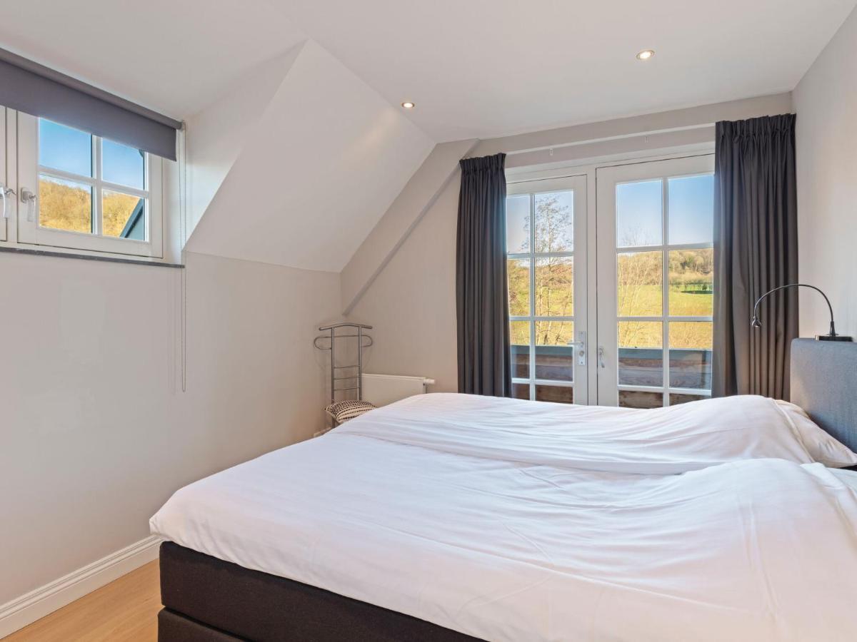 Elegant Apartment In Slenaken With Balcony Exterior foto